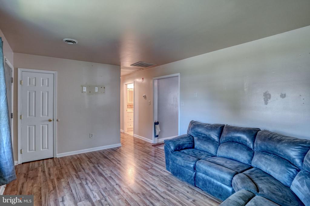 281 SYCAMORE ROAD