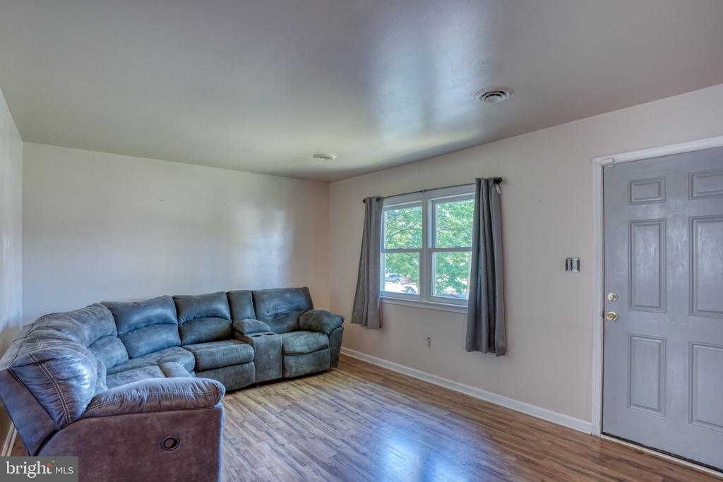 281 SYCAMORE ROAD