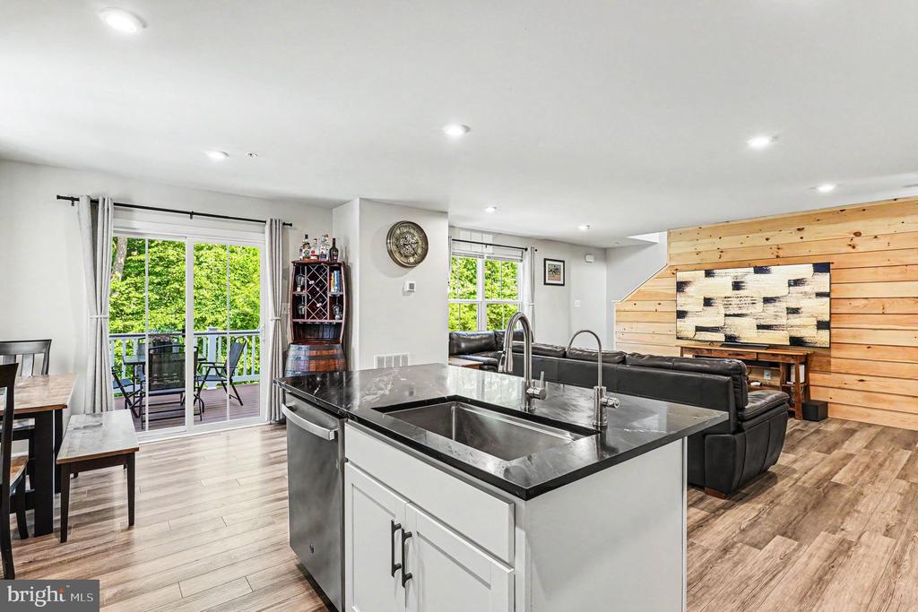 35 JUNIPER CIRCLE