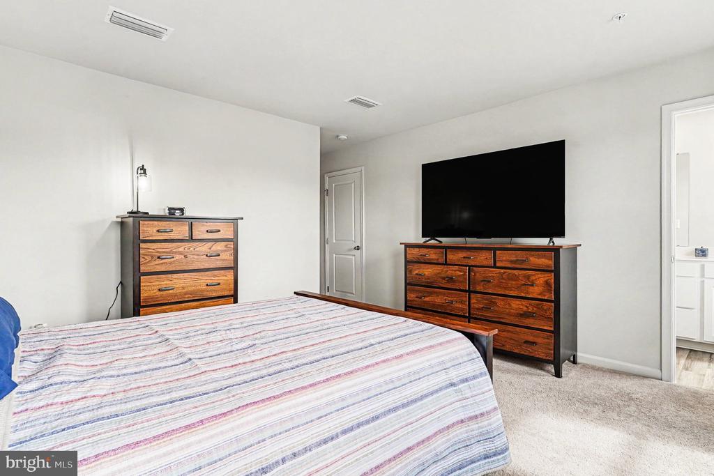 35 JUNIPER CIRCLE