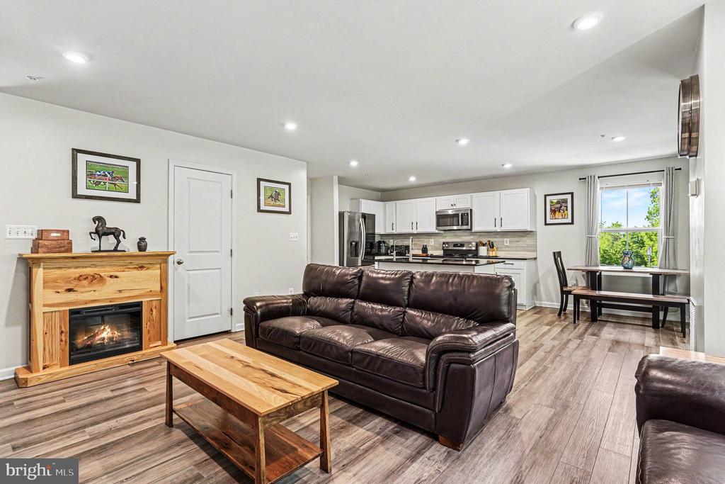 35 JUNIPER CIRCLE