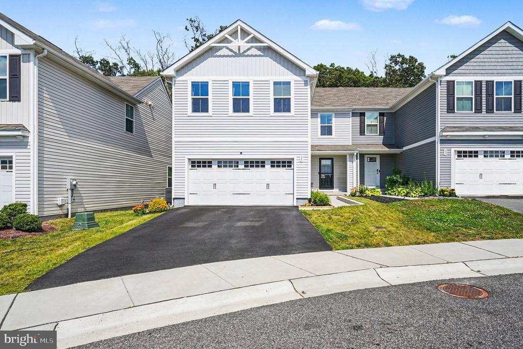 35 JUNIPER CIRCLE
