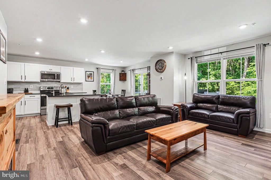 35 JUNIPER CIRCLE