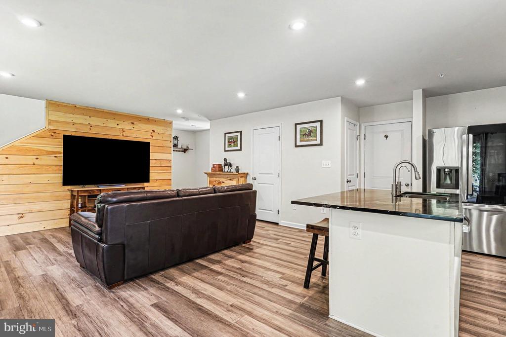 35 JUNIPER CIRCLE