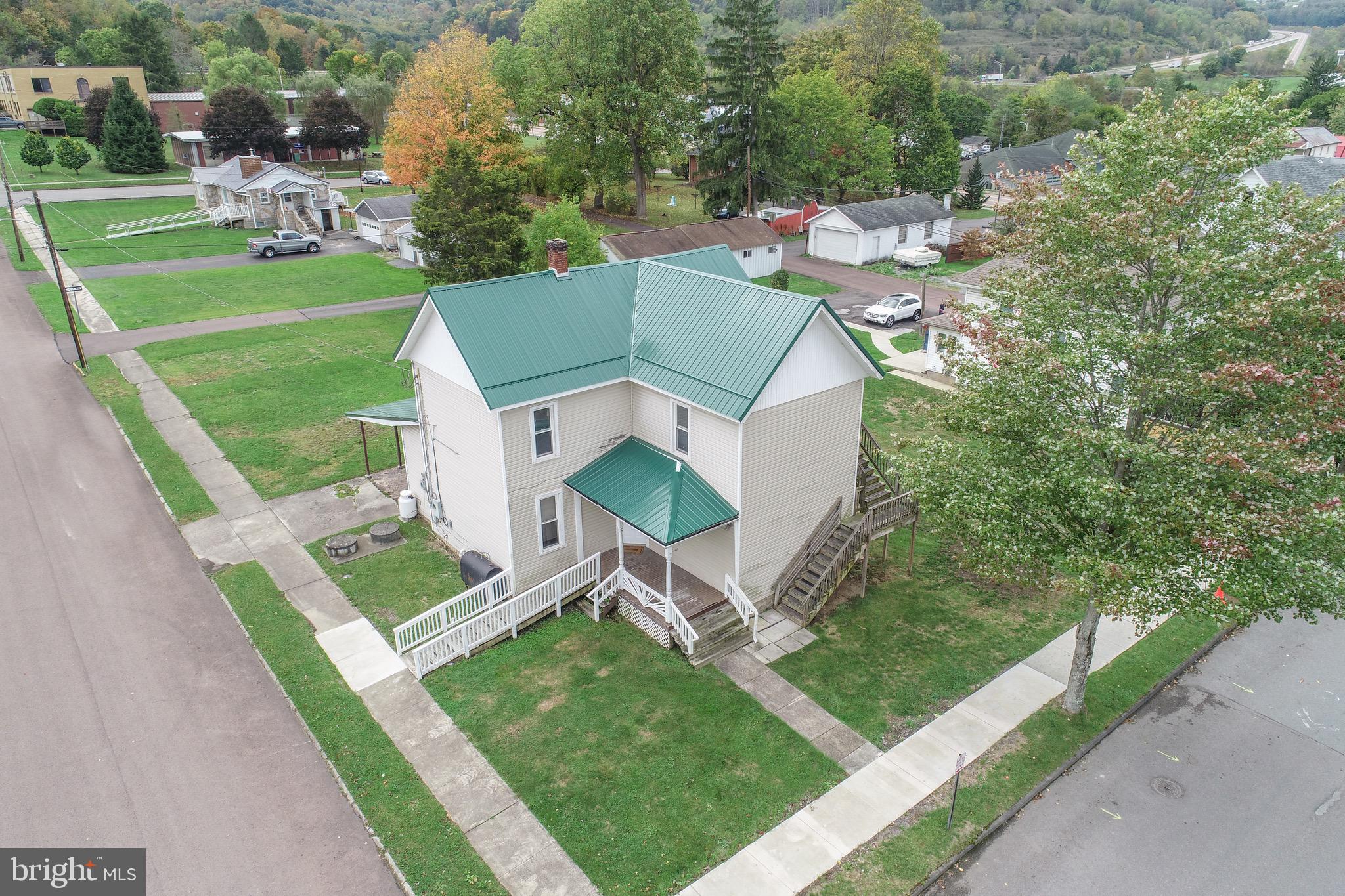 253 MAPLE STREET