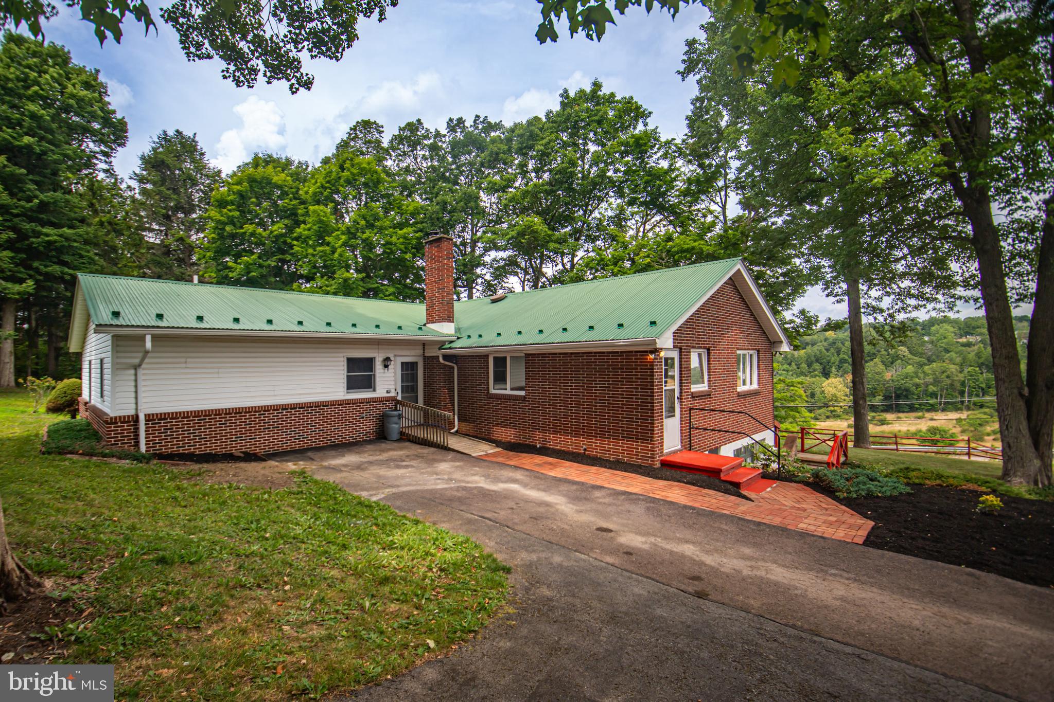 9168 NATIONAL PIKE