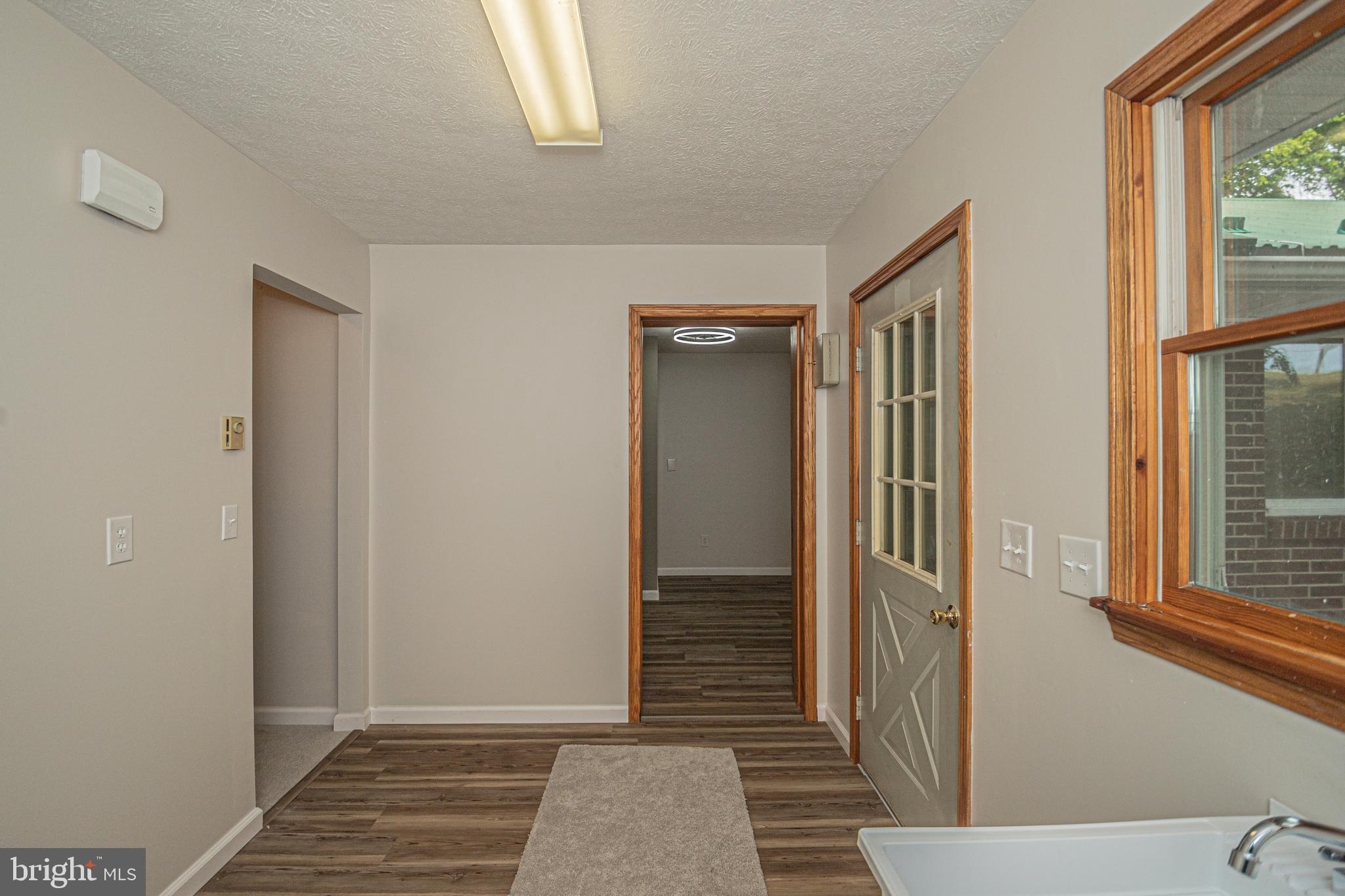 9168 NATIONAL PIKE