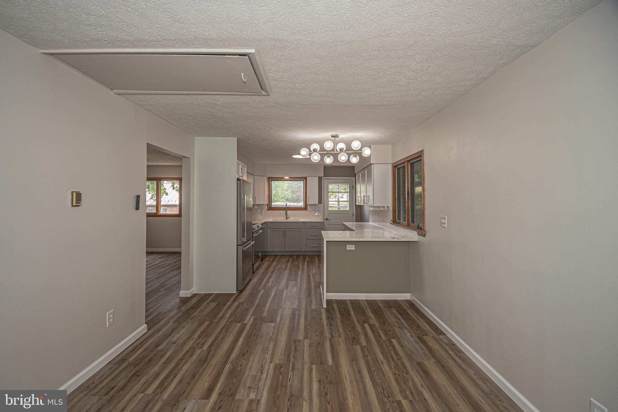 9168 NATIONAL PIKE