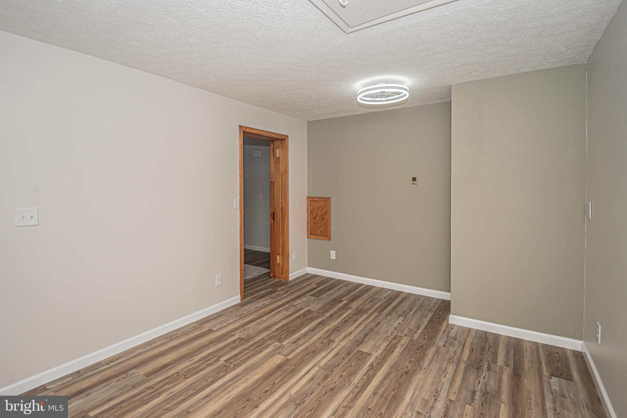 9168 NATIONAL PIKE