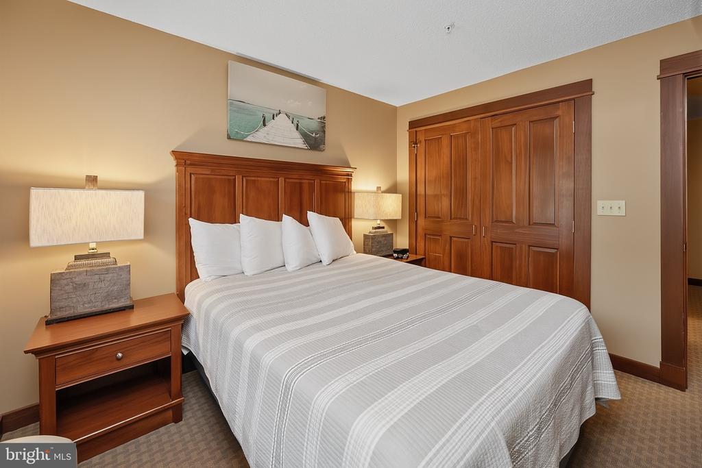 565 GLENDALE ROAD Unit: 208 - A
