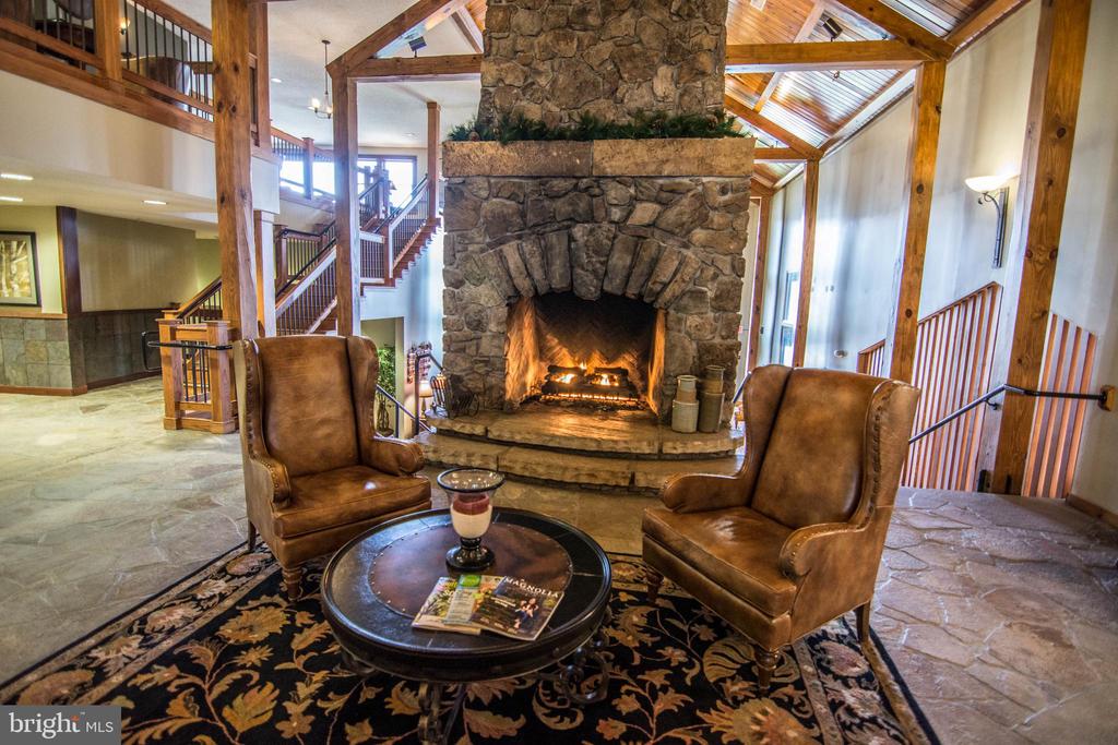 565 GLENDALE ROAD Unit: 208 - A