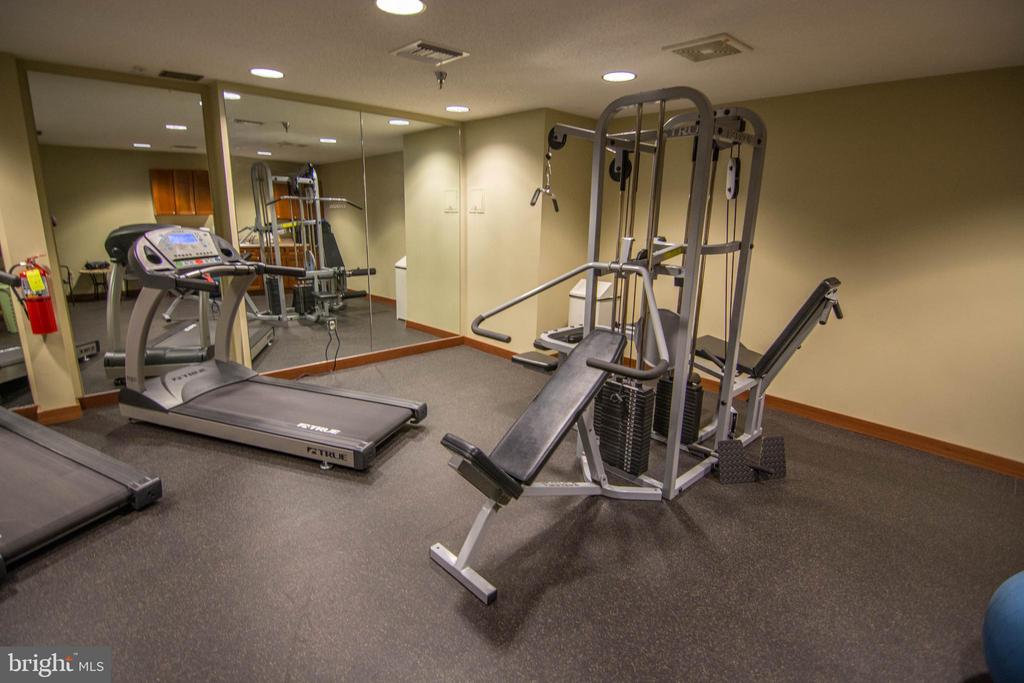 565 GLENDALE ROAD Unit: 208 - A