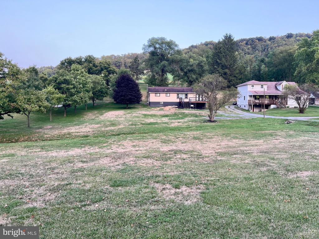 2542 BEDFORD VALLEY ROAD