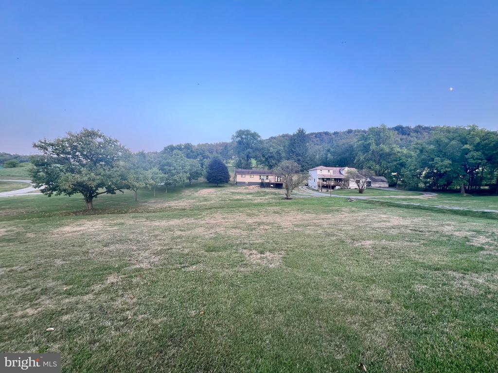 2542 BEDFORD VALLEY ROAD