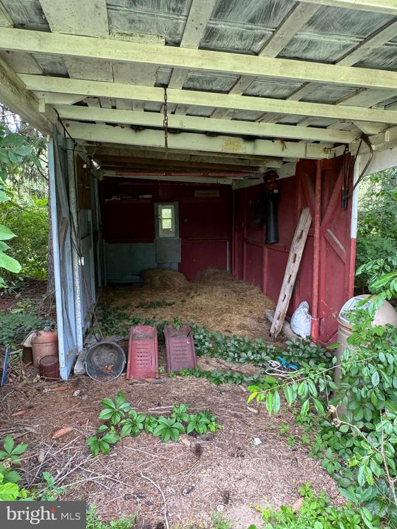 2165 BEDFORD VALLEY ROAD