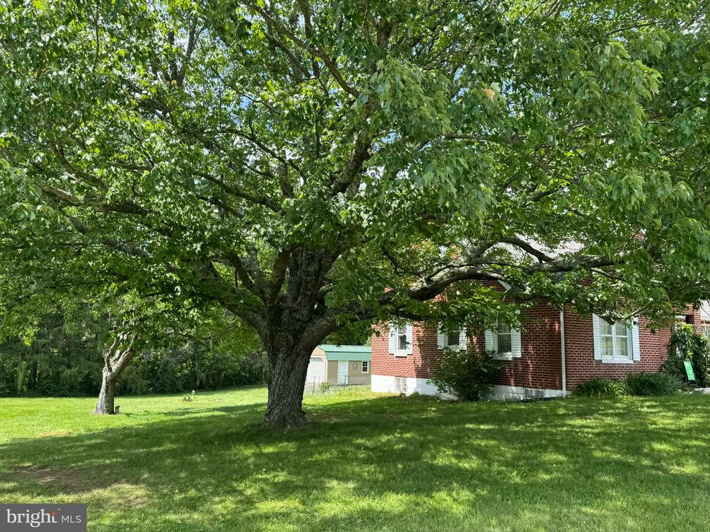 2165 BEDFORD VALLEY ROAD