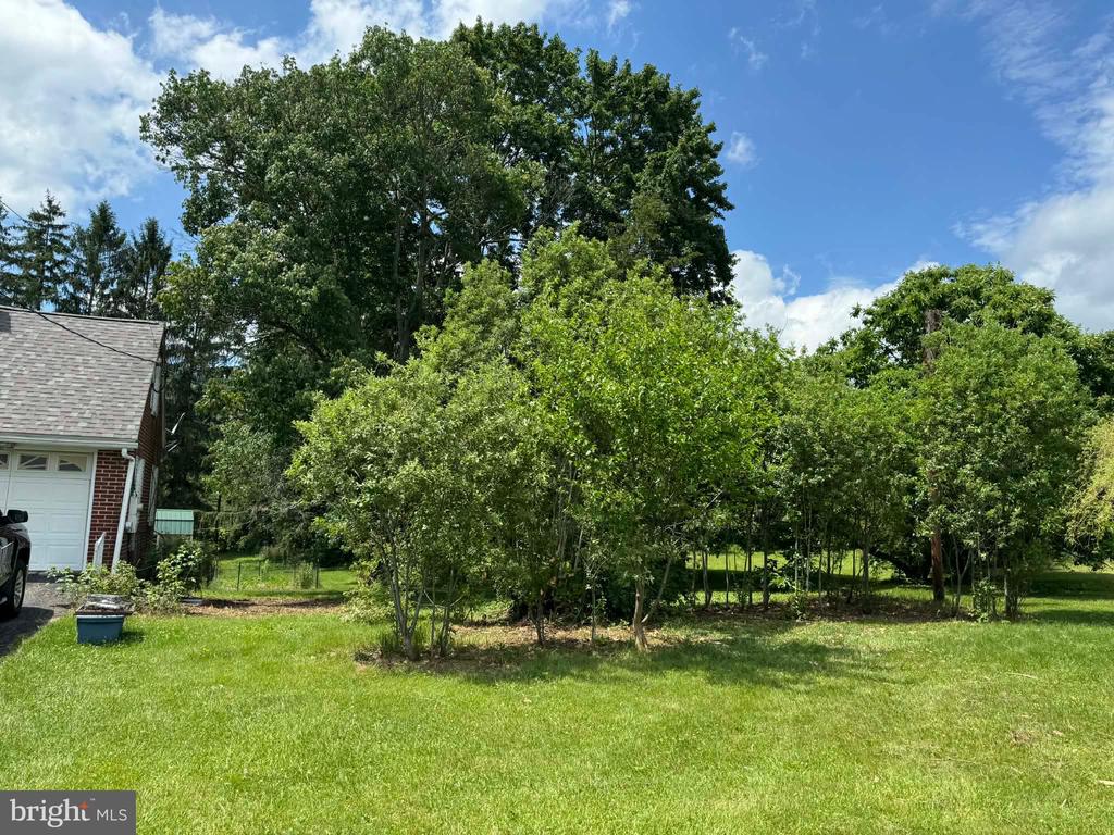 2165 BEDFORD VALLEY ROAD