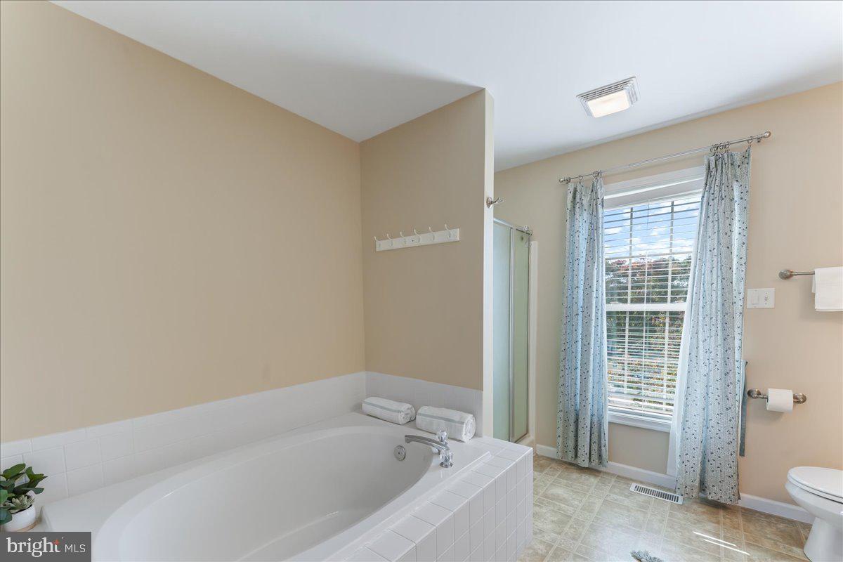 225 WHITE OAK DRIVE