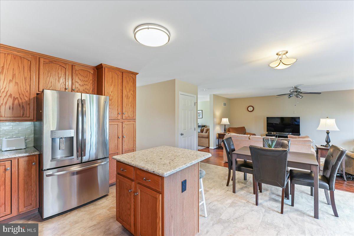 225 WHITE OAK DRIVE