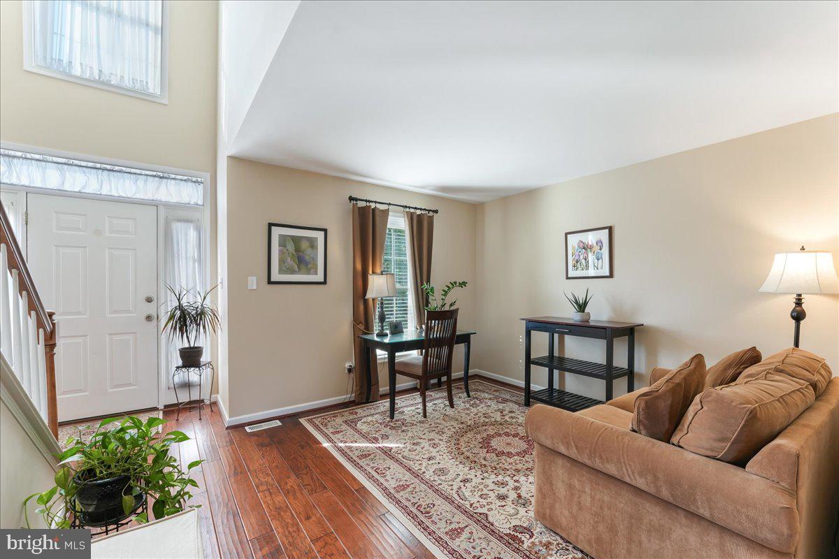 225 WHITE OAK DRIVE