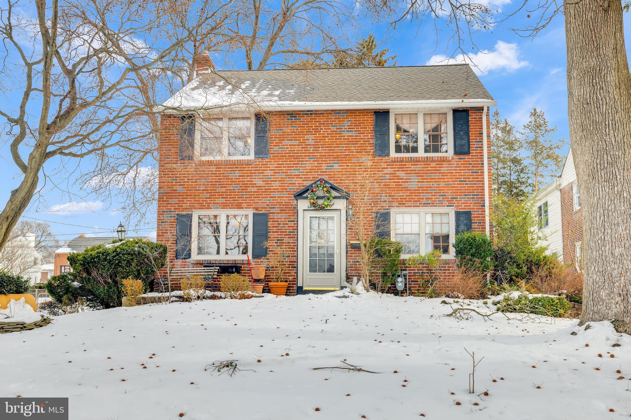 831 STANBRIDGE ROAD
