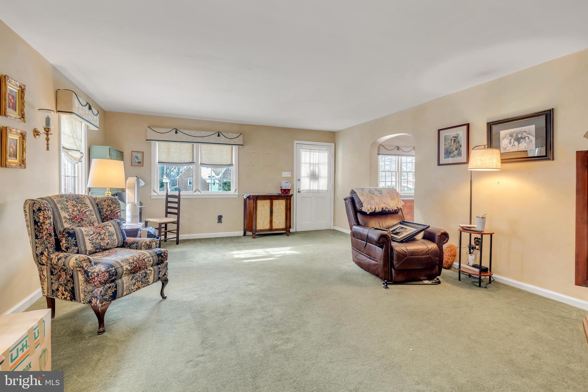 831 STANBRIDGE ROAD