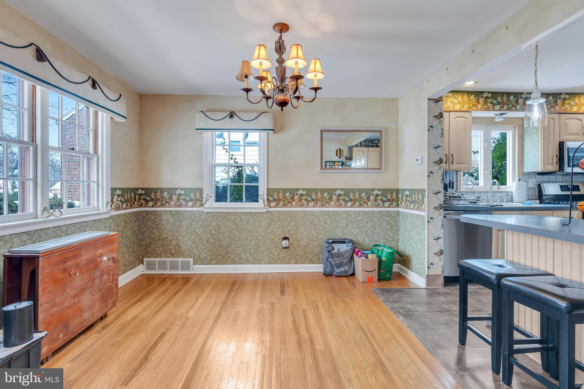 831 STANBRIDGE ROAD