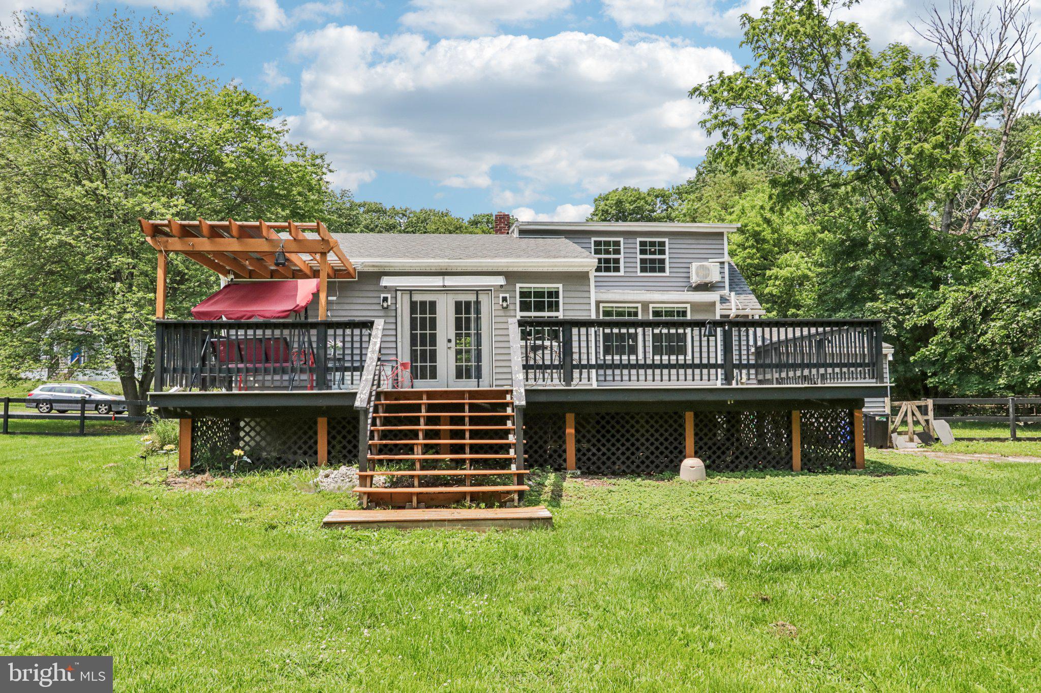 1707 PEACH STREET