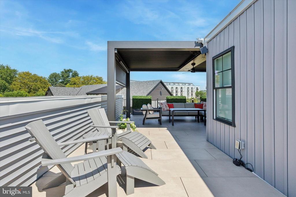 301 W SQUIRE DRIVE