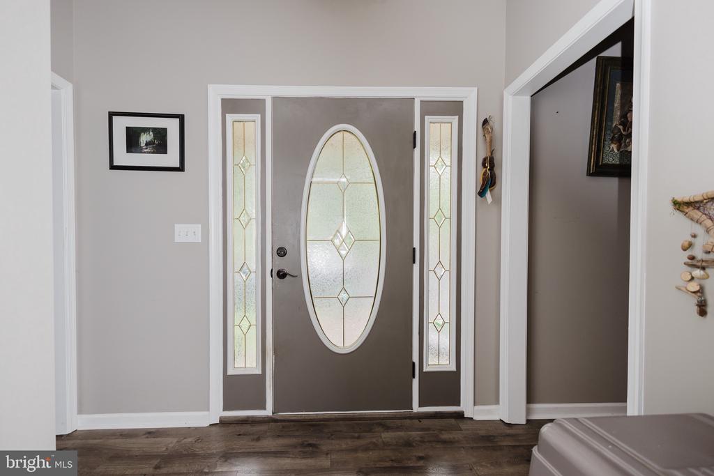 333 WHITE OAKS DRIVE
