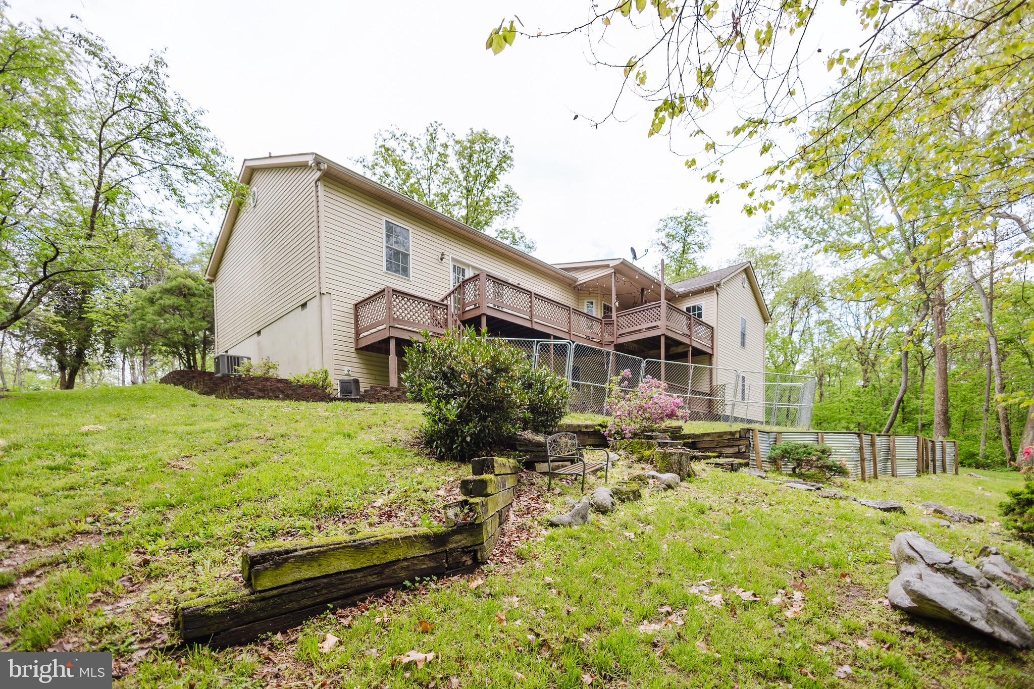 333 WHITE OAKS DRIVE