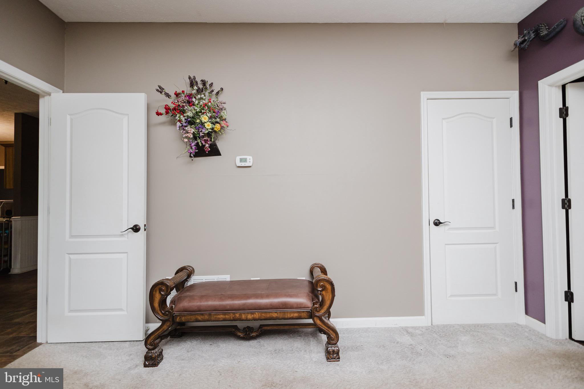 333 WHITE OAKS DRIVE