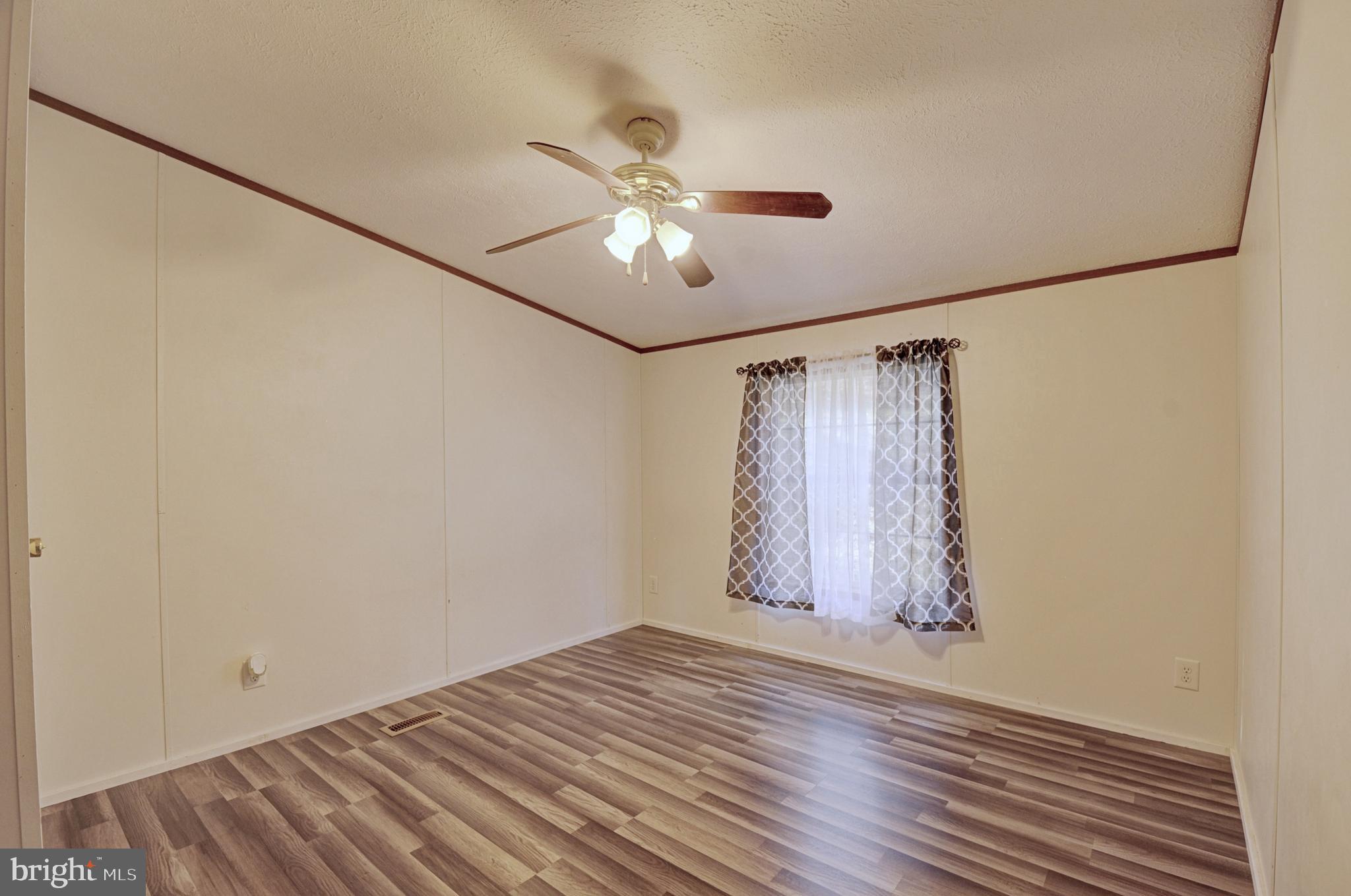 616 STARBRIGHT DRIVE