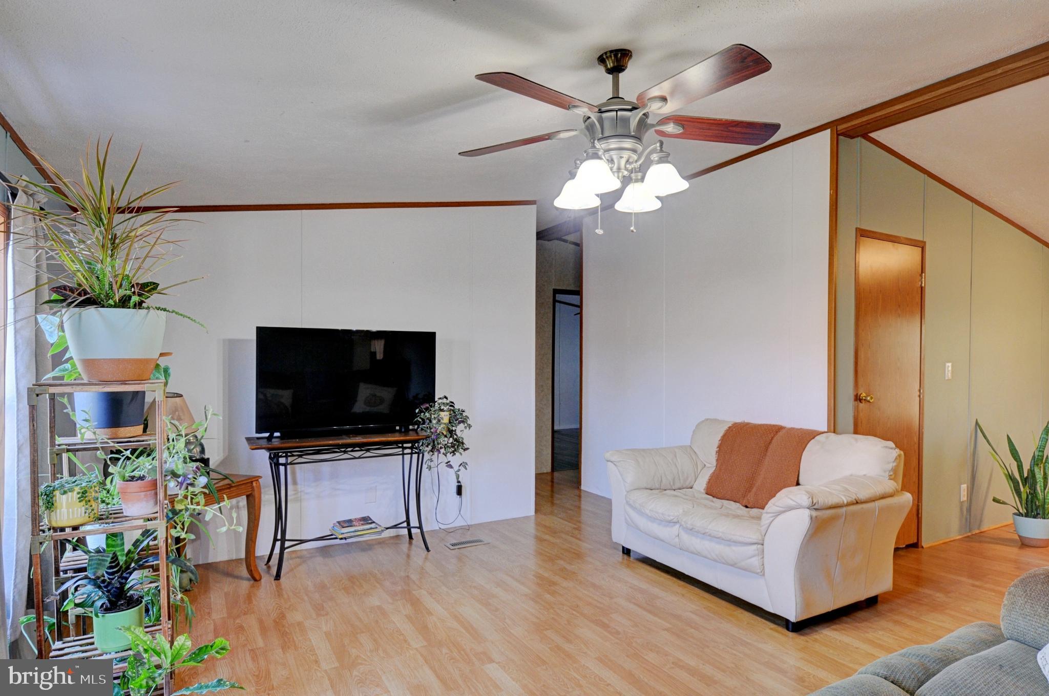 616 STARBRIGHT DRIVE