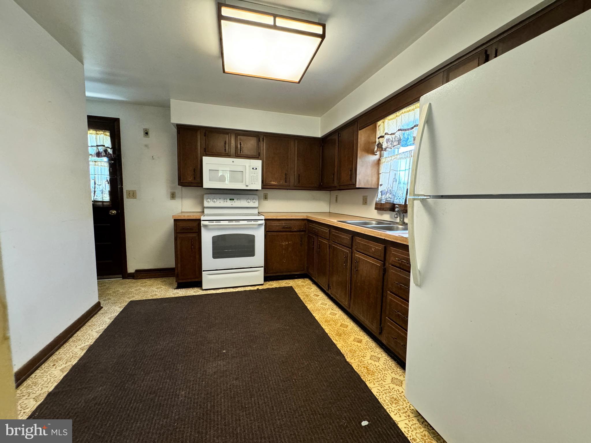 972 MILLER ROAD