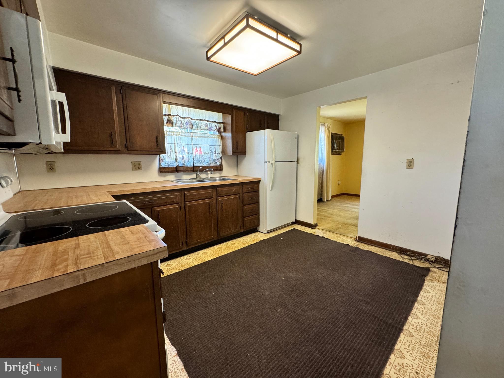972 MILLER ROAD