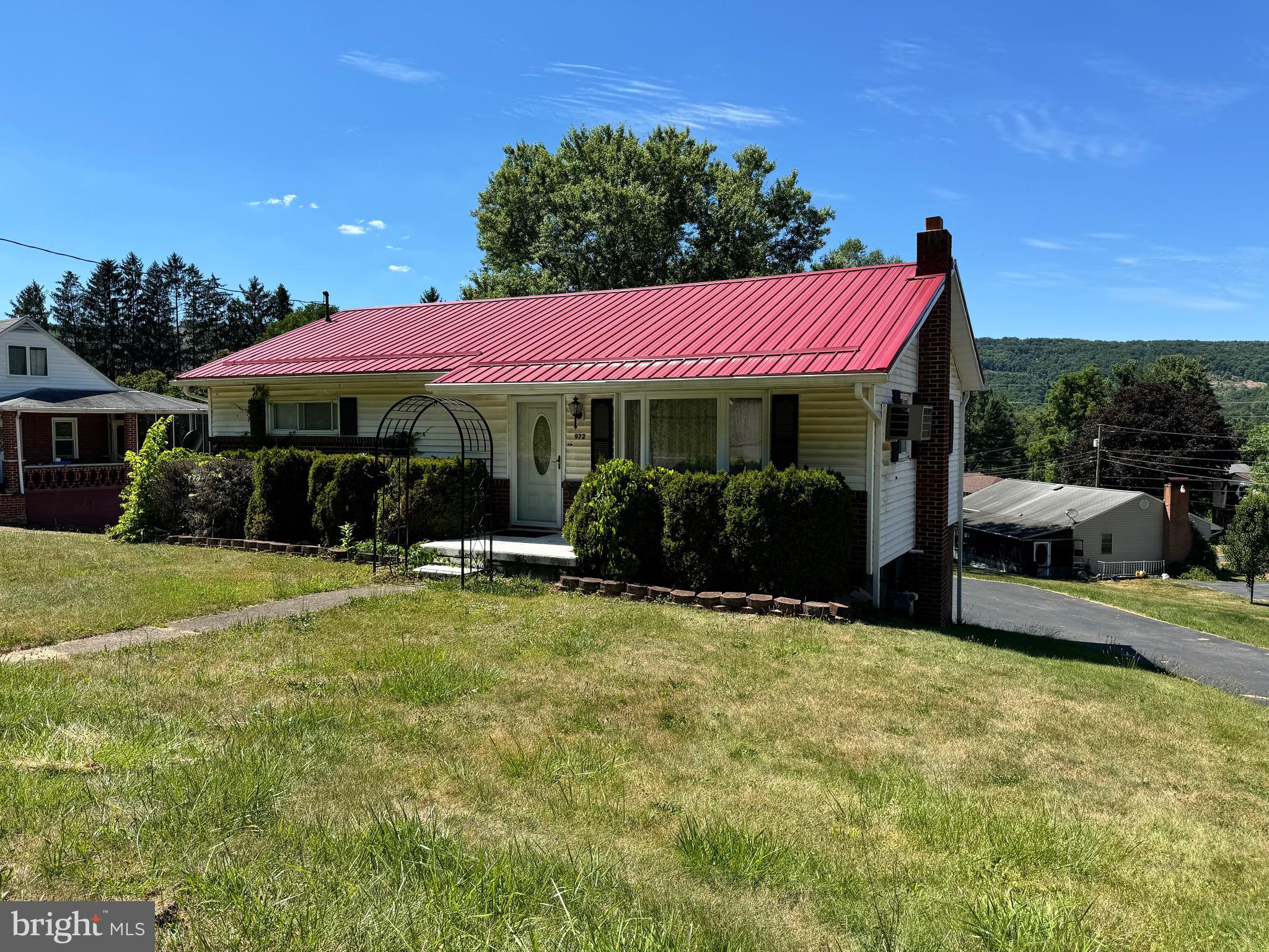 972 MILLER ROAD