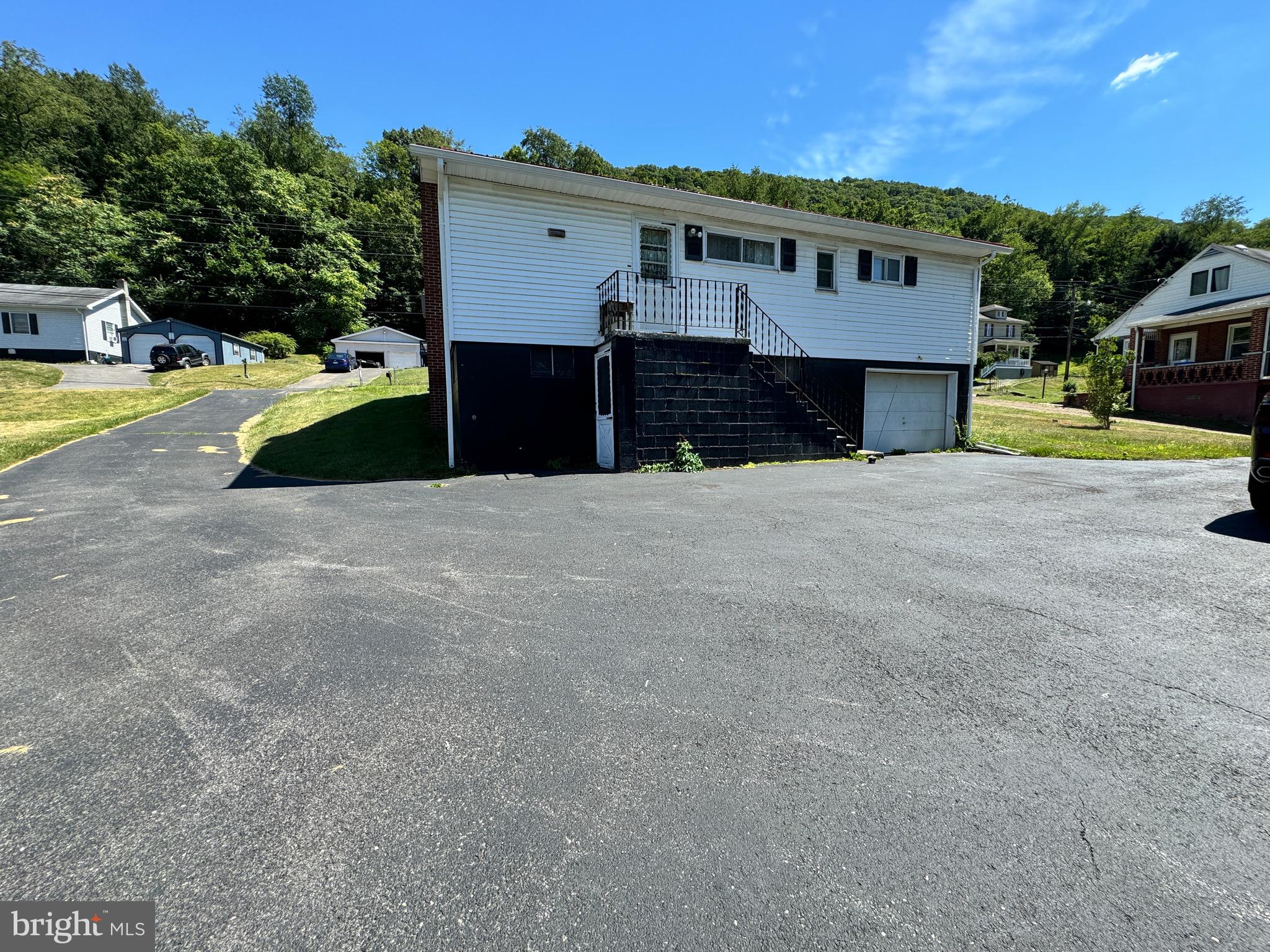 972 MILLER ROAD