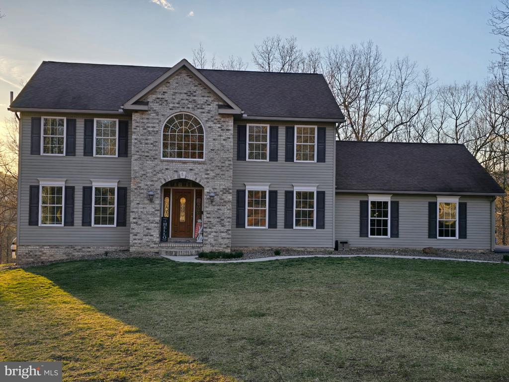 579 COLONIAL HEIGHTS DRIVE