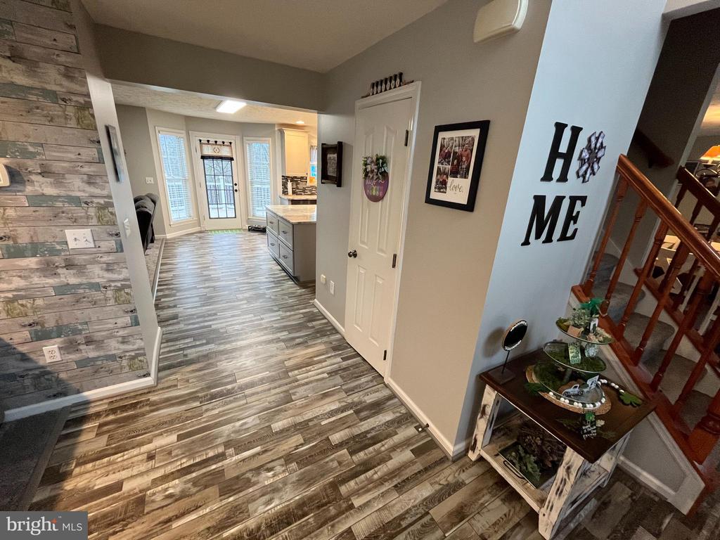 579 COLONIAL HEIGHTS DRIVE