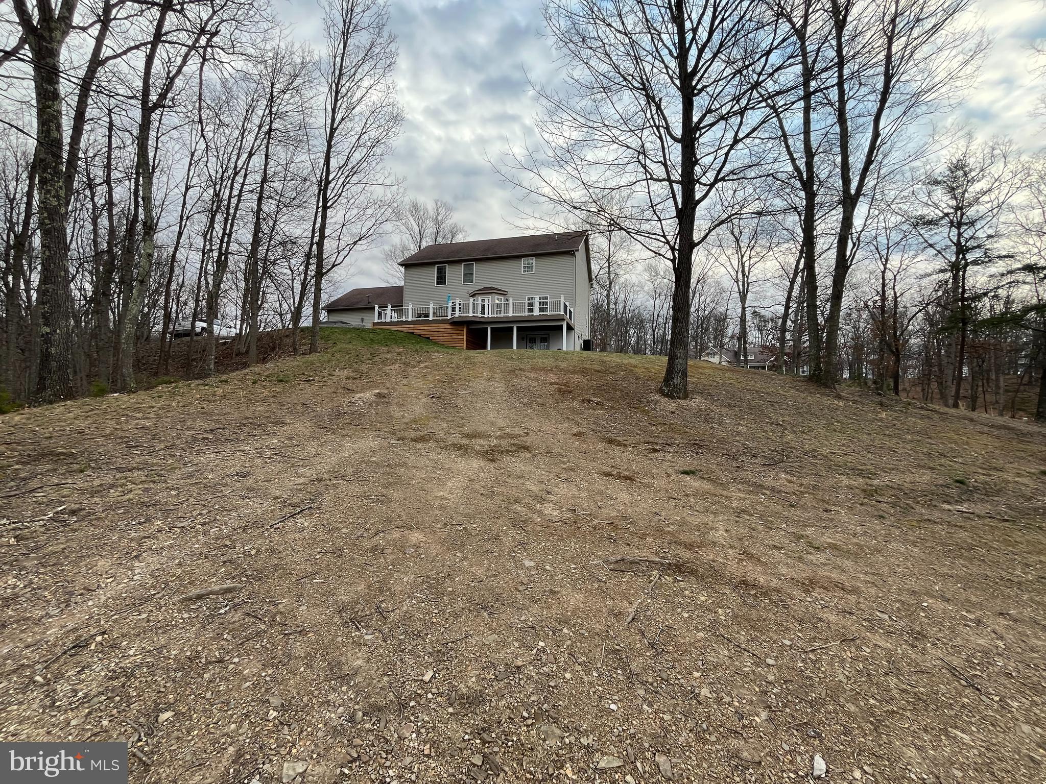 579 COLONIAL HEIGHTS DRIVE