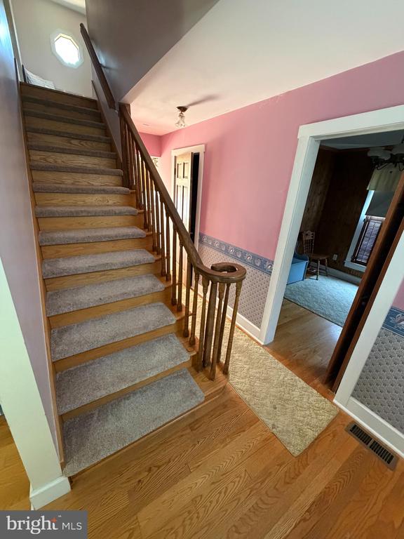 86 ROSSER LANE