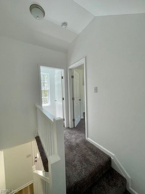 206 Jefferson LN
