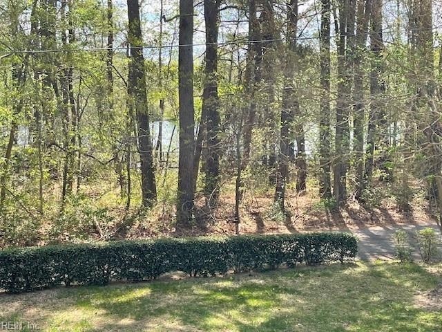 206 Jefferson LN