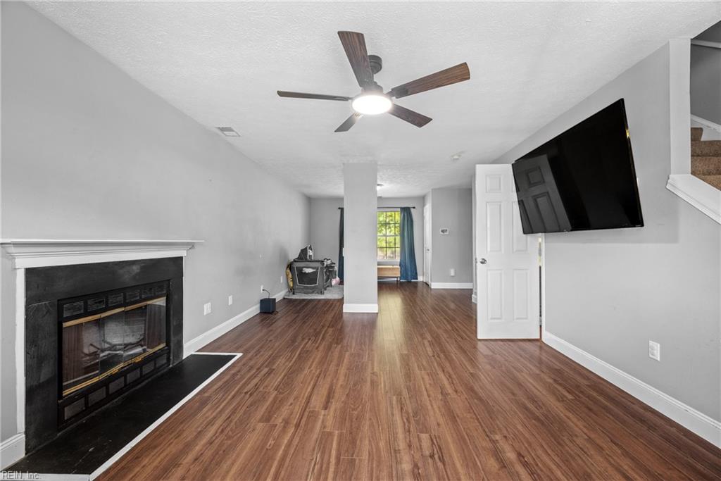 210 Bradmere LOOP