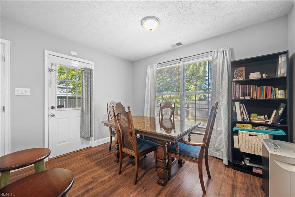 210 Bradmere LOOP