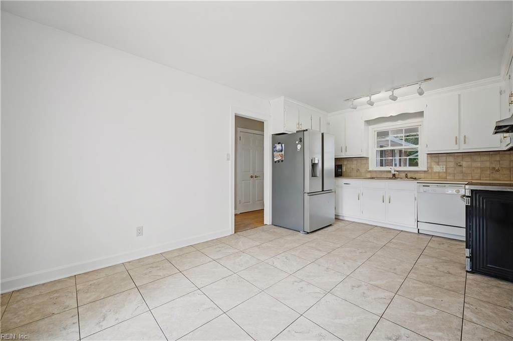 359 Eppington CIR
