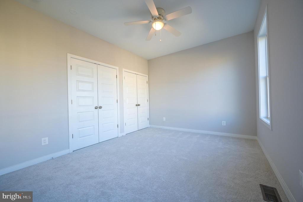 2505 BURNS SE