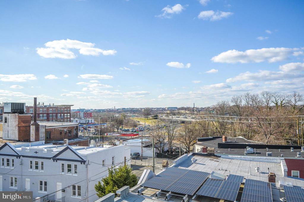 2505 BURNS SE