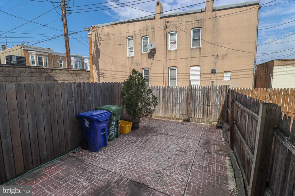 1405-S S CAREY ST,CITY